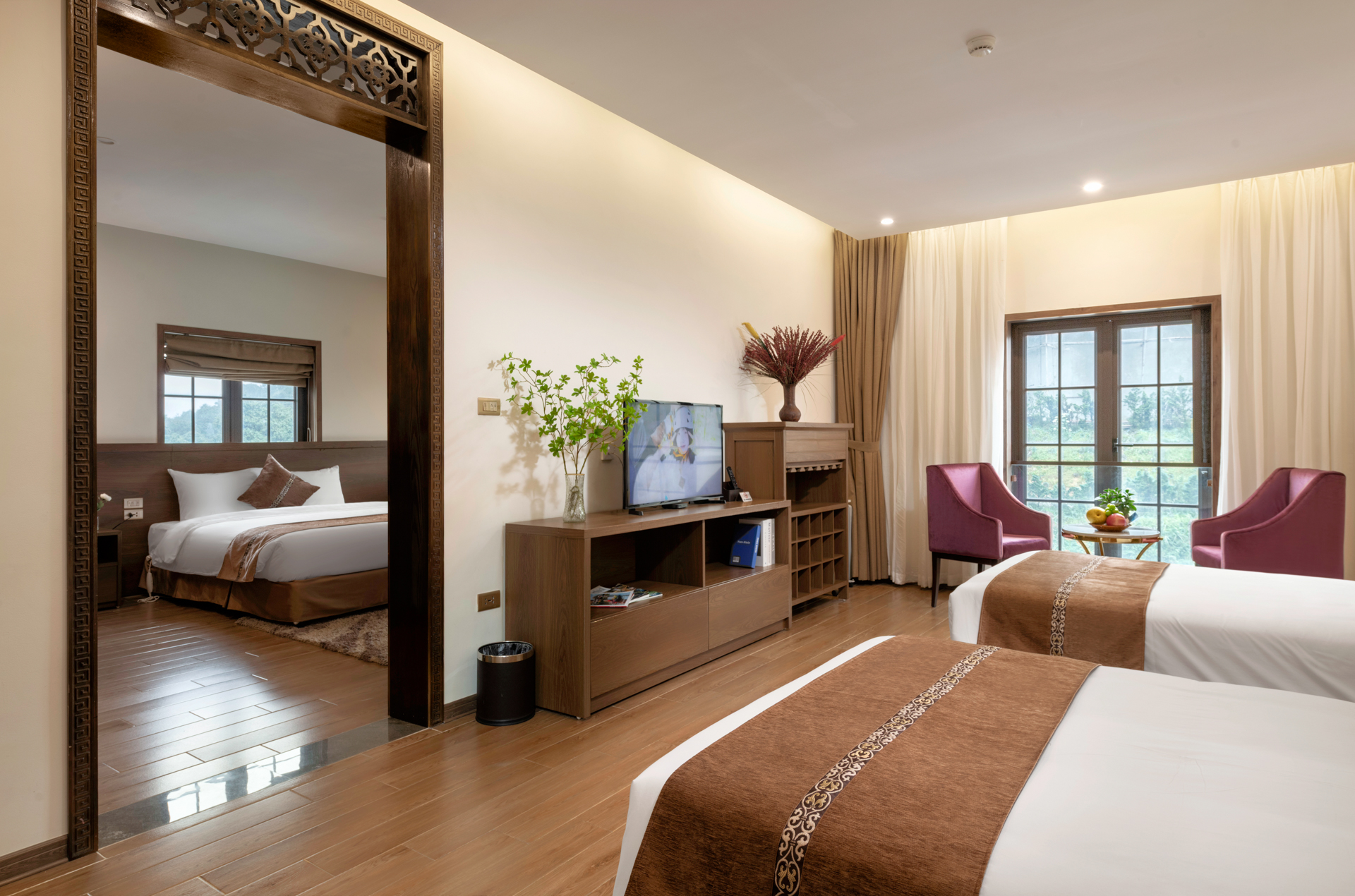 family-connecting-hotel