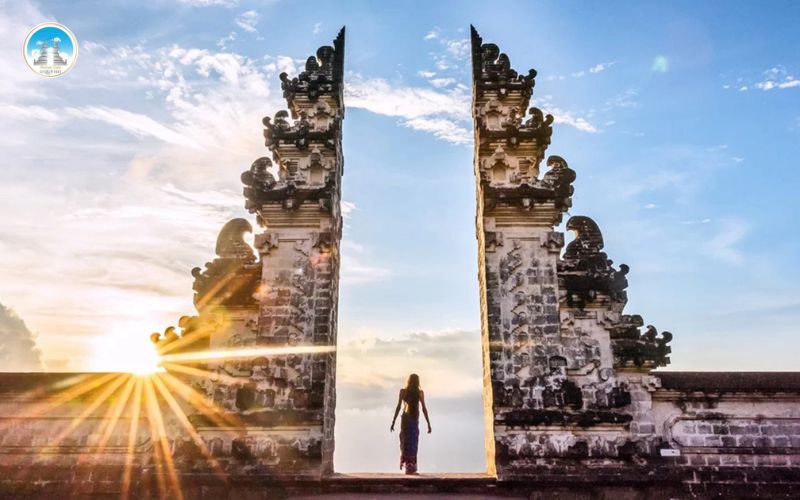 Thời điểm lý tưởng để mua vé cổng trời Ô Quy Hồ