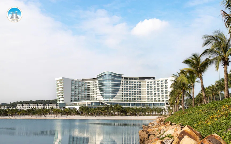 Rồng Mây Resort